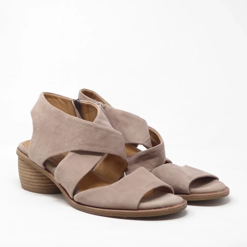 Sofft Womens Camille Heeled Wraparound Sandals Taupe Suede Block Heel 9M